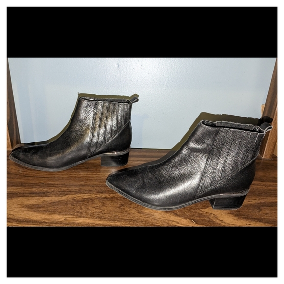 Marc Fisher Womens Slip On Block Heel Pointed Toe Ankle Boots Black US Size 7.5M - Picture 3 of 6